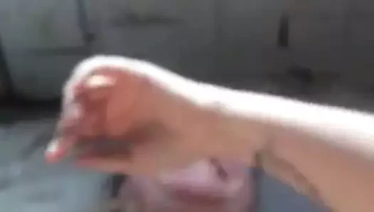 Evli arkadaşımın içine büyük bir yük çekiyorum