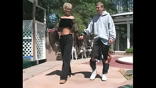 Prenses sert sikiliyor