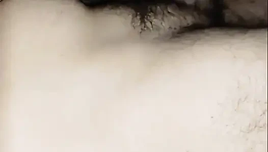 Külotunu çıkarmasını beklemedi; Yaşlı erkekler tarafından sikilmeyi hayal etti.