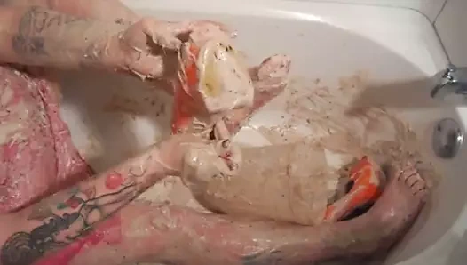 Heelgoddess kek karışımı ile gerçekten dağınık oluyor