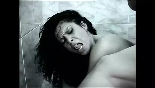 Cintia Silver için iki büyük sert