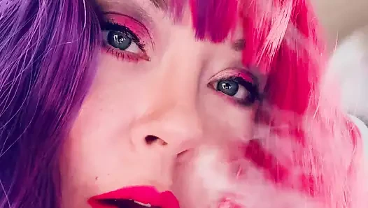 Chubby Cougar Tina Snua Smokes A Cork Tipped Cigarette In Latex Gloves -