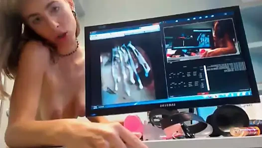 Angie ekranda büyük yük sperm yalıyor