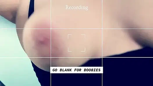 Boyun koltuk altlarıma ve memelere mastürbasyon oyunu