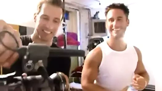 Porno şık alır etiket ekip tarafından 4 büyük çük filme mürettebat dudes