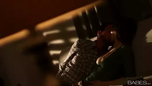 Babes.com - tüm gece boyunca tiffany tilki