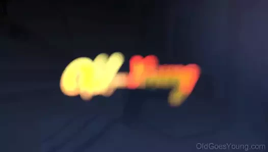 Yaşlı genç - dantelli çorap atlar ince genç