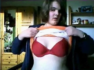 Webcam Schlampe ... haarige Fotze Teil 1-3