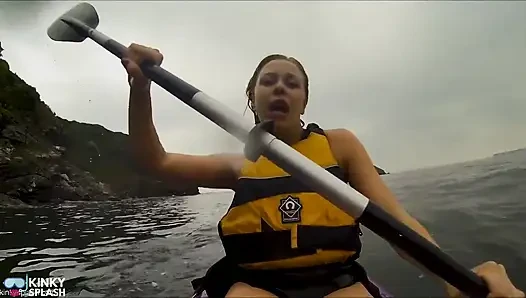 Yüzmeyenler için açık su kayık felaketi - lifejacket tarafından kurtarıldı