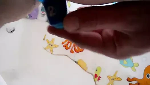 mavi vibratörümle oynuyorum