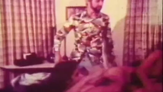 Ateşte daha fazla hippi (tam film)