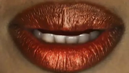 Atletik orta yaşlı seksi kadın amcığını oğlunun arkadaşına sunuyor