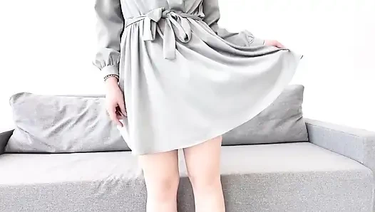 Porno oyuncu seçmelerine geldi ve vücudunun her yerine boşaldı.