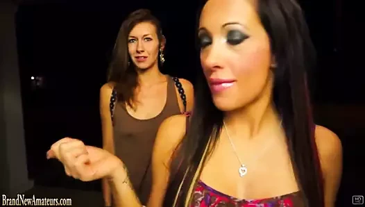 Amatör kız yemek kedi sonra vermek bir oral seks birlikte