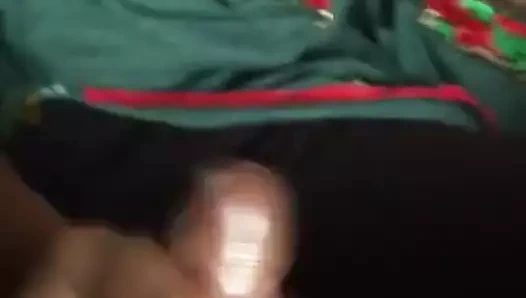 hizmetçi kızı el işi yapmıyor