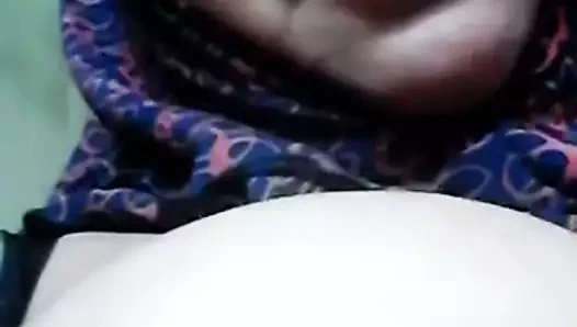 Malaysian olgun milf