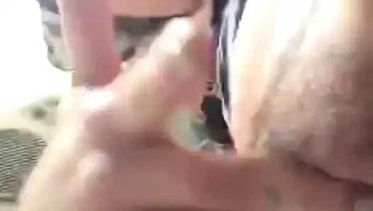 parmak kremsi yarık