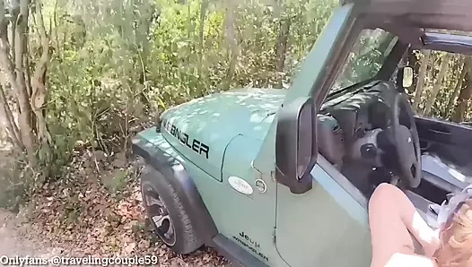 Aldatılan evli kadın açık havada rastgele adamla sikişirken kocası kayıt yapıyor, genç gavat evli kadın, gavat koca, karımı sikiyor, karım sikişiyor.