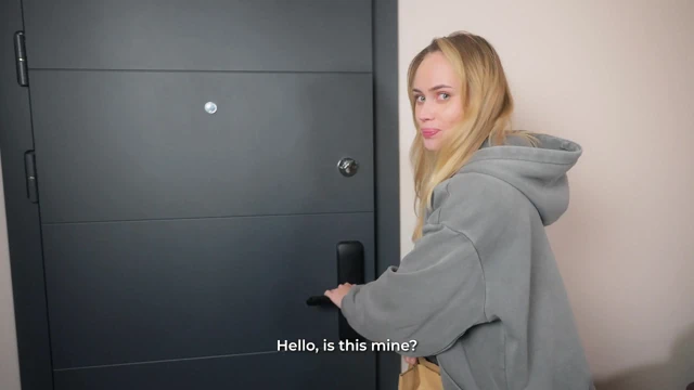 Teslimatımı yedi... Ben de ona sıkı pembe amcığını ödettim