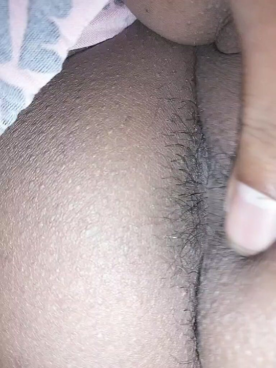 Hintli orta yaşlı seksi kadın göt deliği yakın çekim