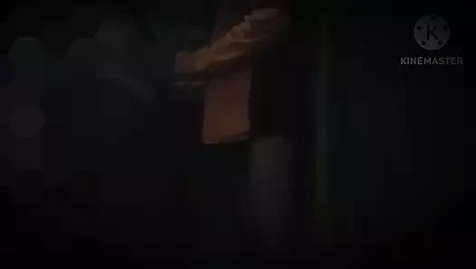 Okul hanımı kendine geldi ve onu eğitim bahanesiyle yakaladı ve onu köpek gibi hızlı sikti