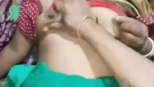 Koca eş canlı seks üzerinde web kamerası gösteri