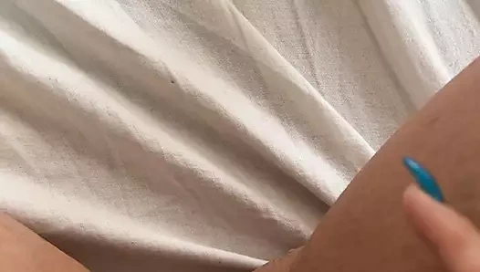 Parmak benim sıkı küçük kedi