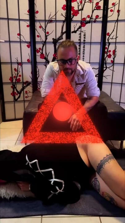 Gel de bu kaltağı nasıl siktiğime bak