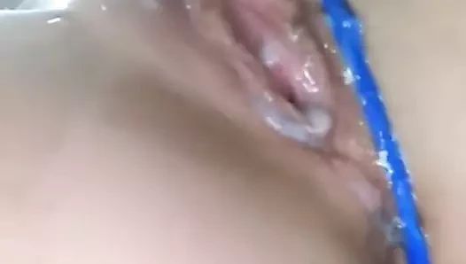 Sikme adım anne kedi