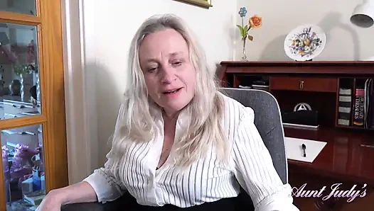 Auntjudys - Твой Возбужденный Зрелый Босс Andrea Ann Сосет Твой Член В Офисе