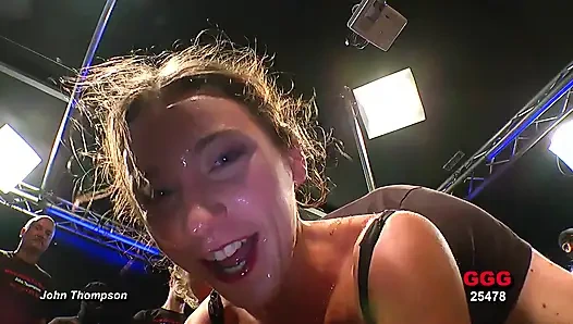 Seksi hatun grup seks ve bukakkeyi seviyor