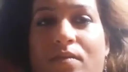 Kahverengi desi kız