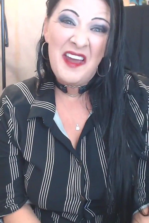 Şişman üvey oğul tıraşlı kafa cezası