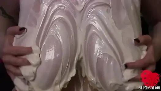 Siri Lotion Bukkake