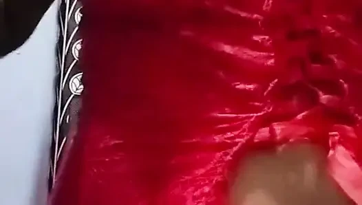 Yeni ateşli Hintli kız