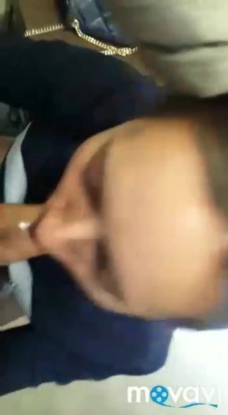 oturma odasında oral seks