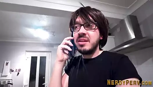 Leeds geek'in horoz tombul İngiliz tarafından sıçradı