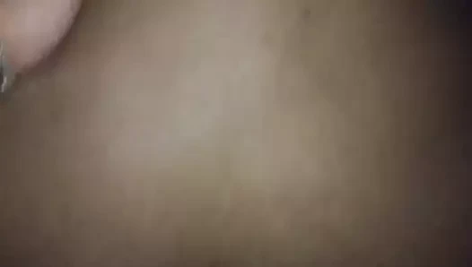 Elle prend dans les fesses normal