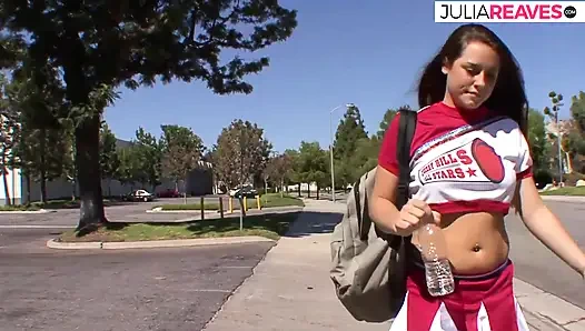 Samuel sevimli güzel bir ponpon kızı büyük yarağıyla sikiyor