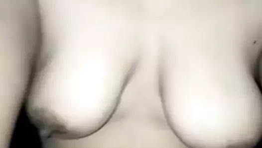 Desi aunty kahrolası üzerinde üst