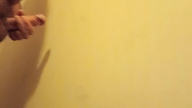 Показываю член