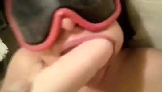 Cumdrinker var horoz içinde tüm delikler, onun favori...