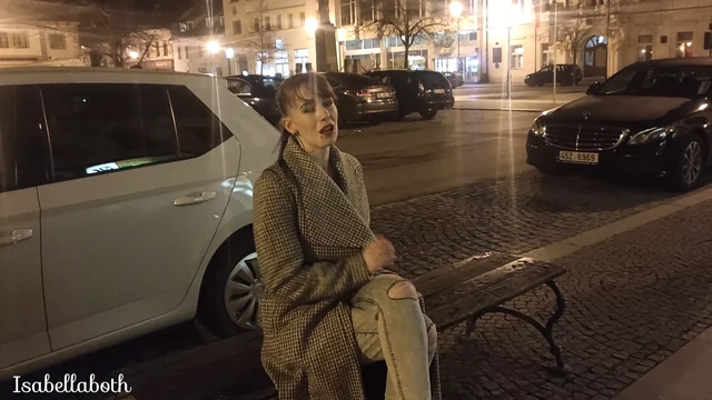 Рыжая дама глотает бесплатно