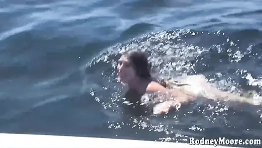 2000'lerin kıllı kızı açık havada seks büyük doğallar!