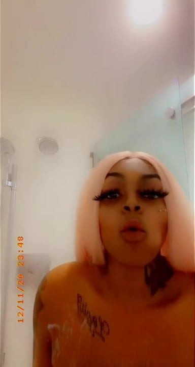 busty abanoz