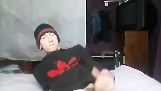 Dev twink cums üzerinde kam