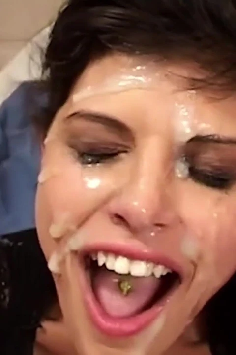 Sürtük göt deliğimi gererken beni izle echo pt4