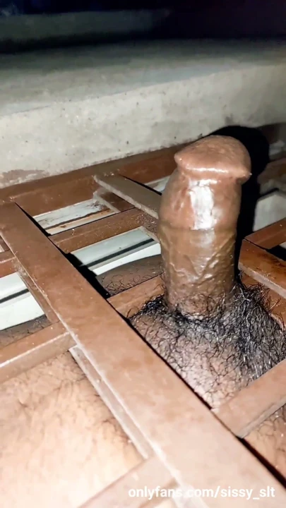 Tüylü minik penis oyunu ve işeme derlemesi | Bölüm 1