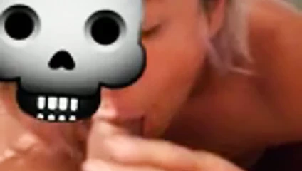 Aldığım bir kız tarafından emilen benim çük alma