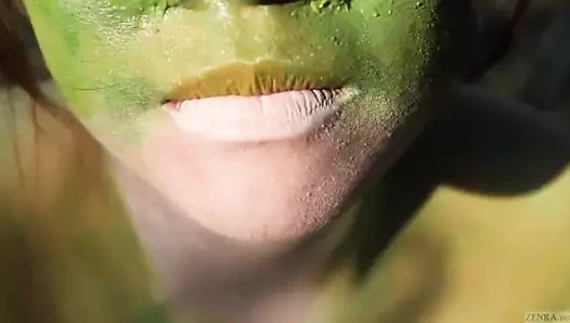 Stark çıplak japon şişman kurbağa bayan içinde the bataklık hd